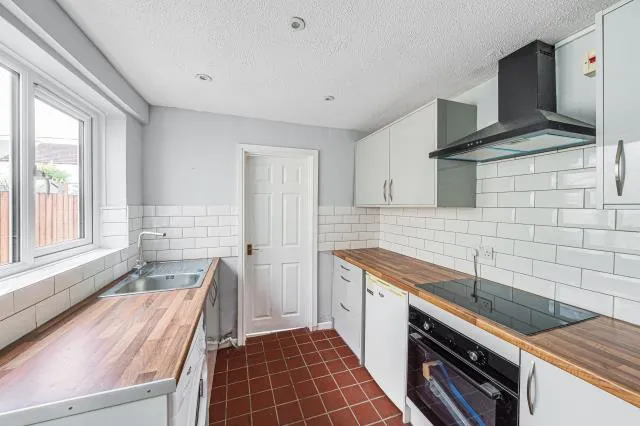 Drew Street, Swindon, SN2, photo 4