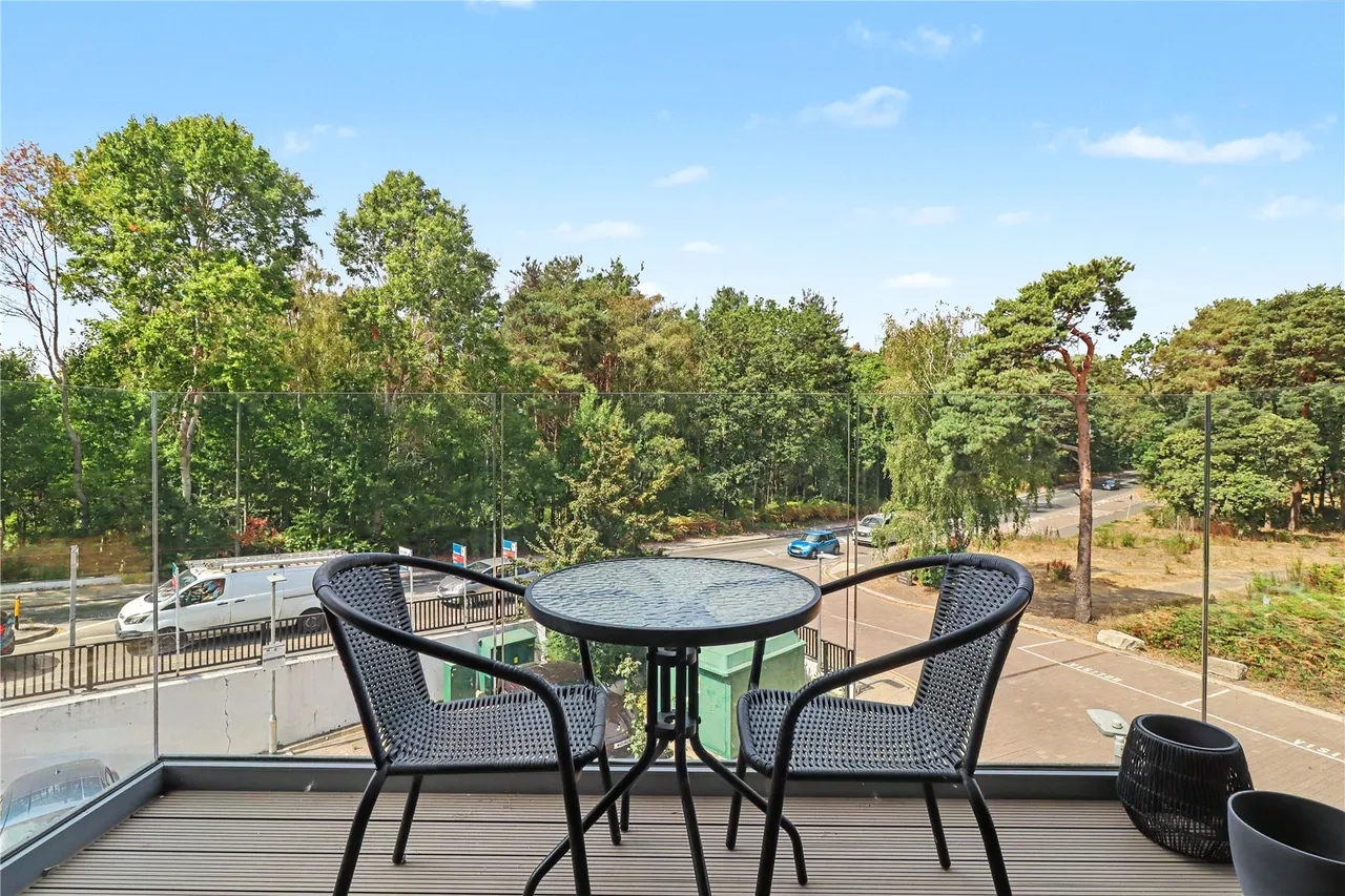 Monument Road, Woking, GU21, photo 7