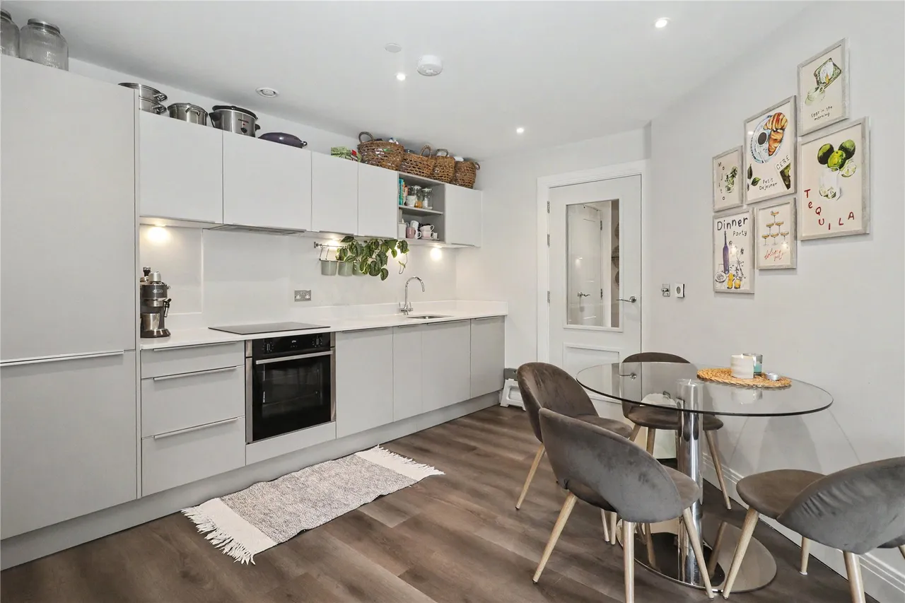 Monument Road, Woking, GU21, photo 8
