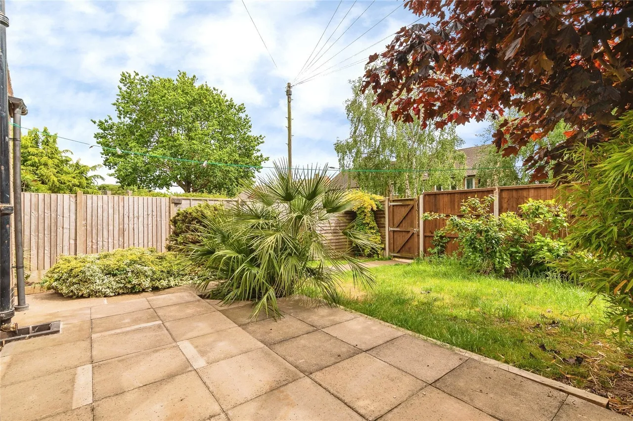 Trenchard Close, Newton, NG13, photo 15