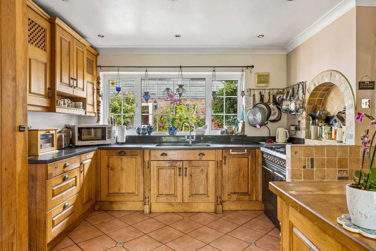 San Remo Road, Aspley Guise, MK17, photo 13
