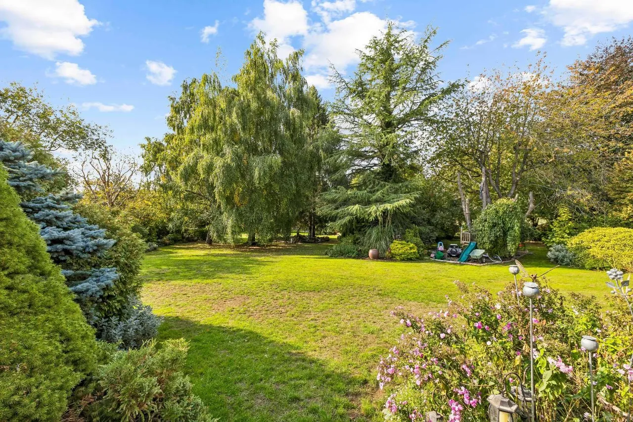 San Remo Road, Aspley Guise, MK17, photo 27