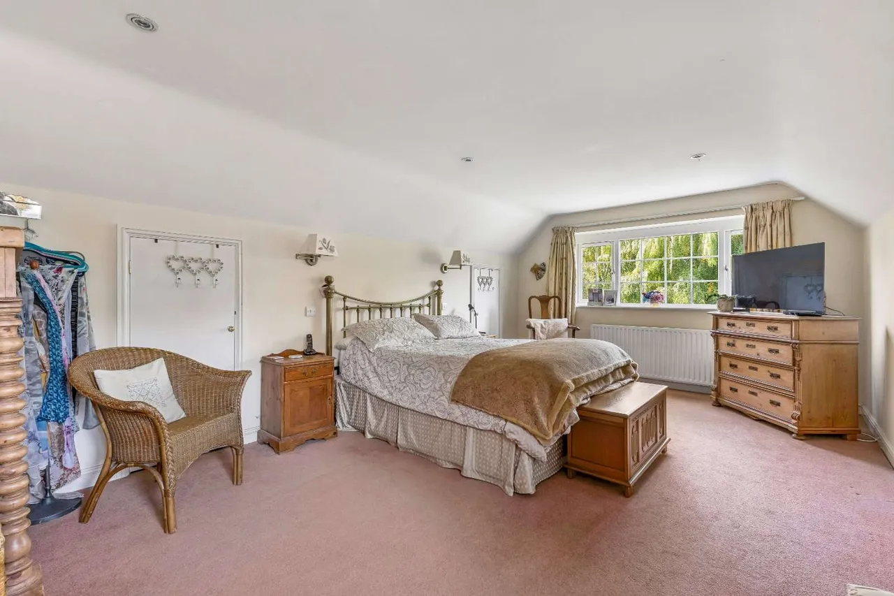 San Remo Road, Aspley Guise, MK17, photo 21