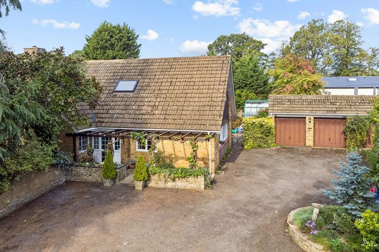 San Remo Road, Aspley Guise, MK17, photo 2