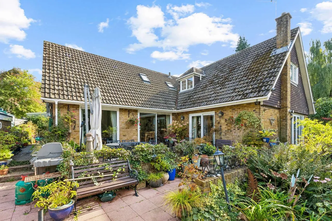 San Remo Road, Aspley Guise, MK17, photo 25
