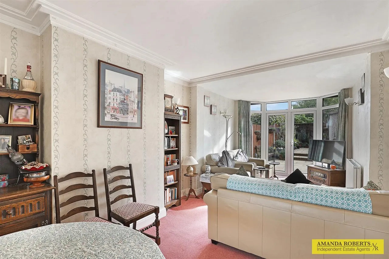 Waltham Way, Chingford, photo 4