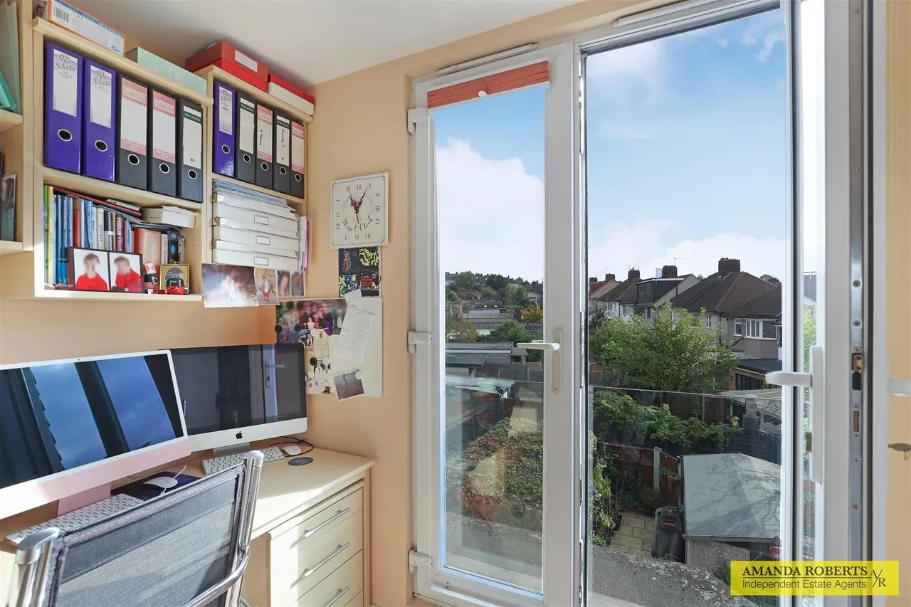 Waltham Way, Chingford, photo 17