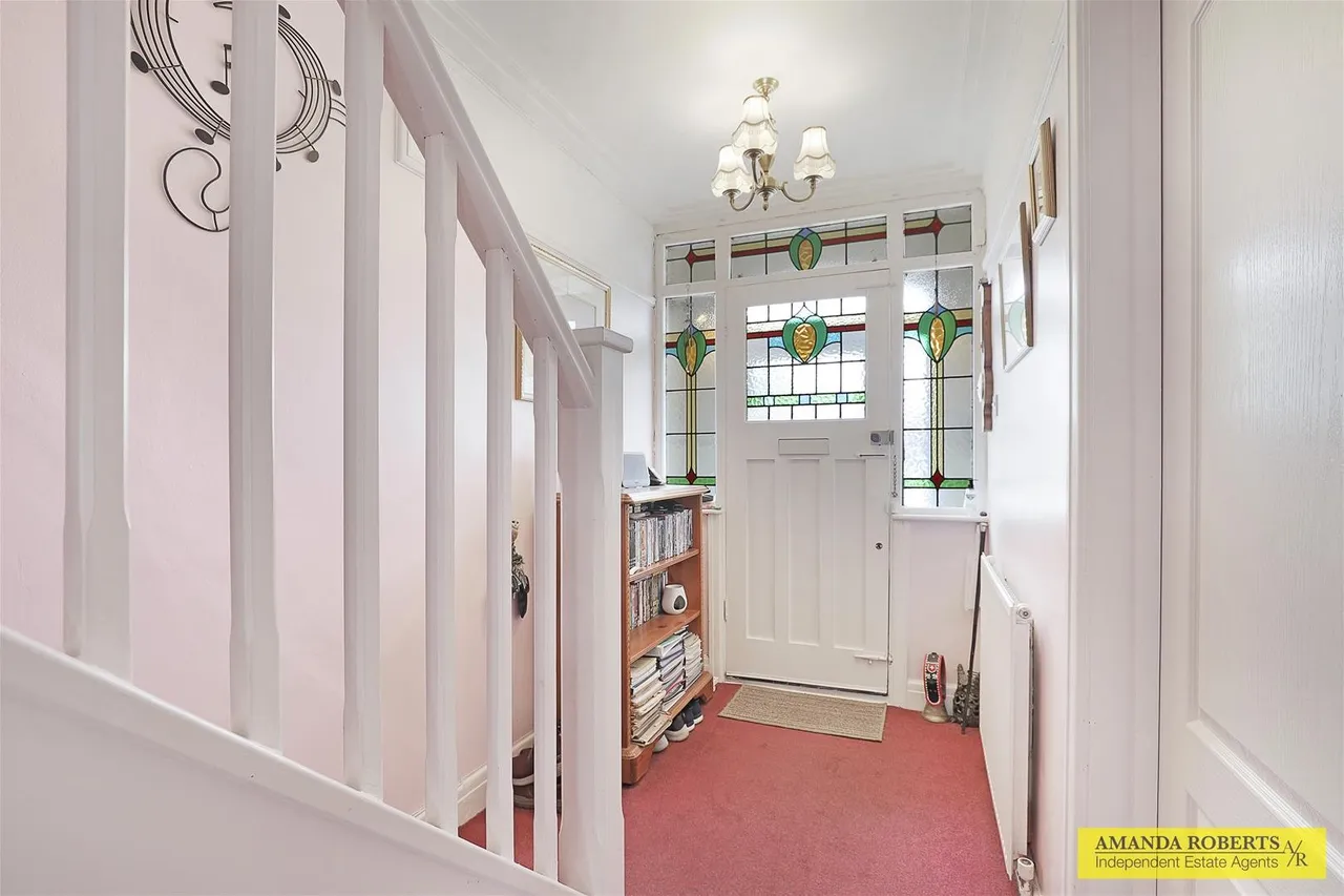 Waltham Way, Chingford, photo 10