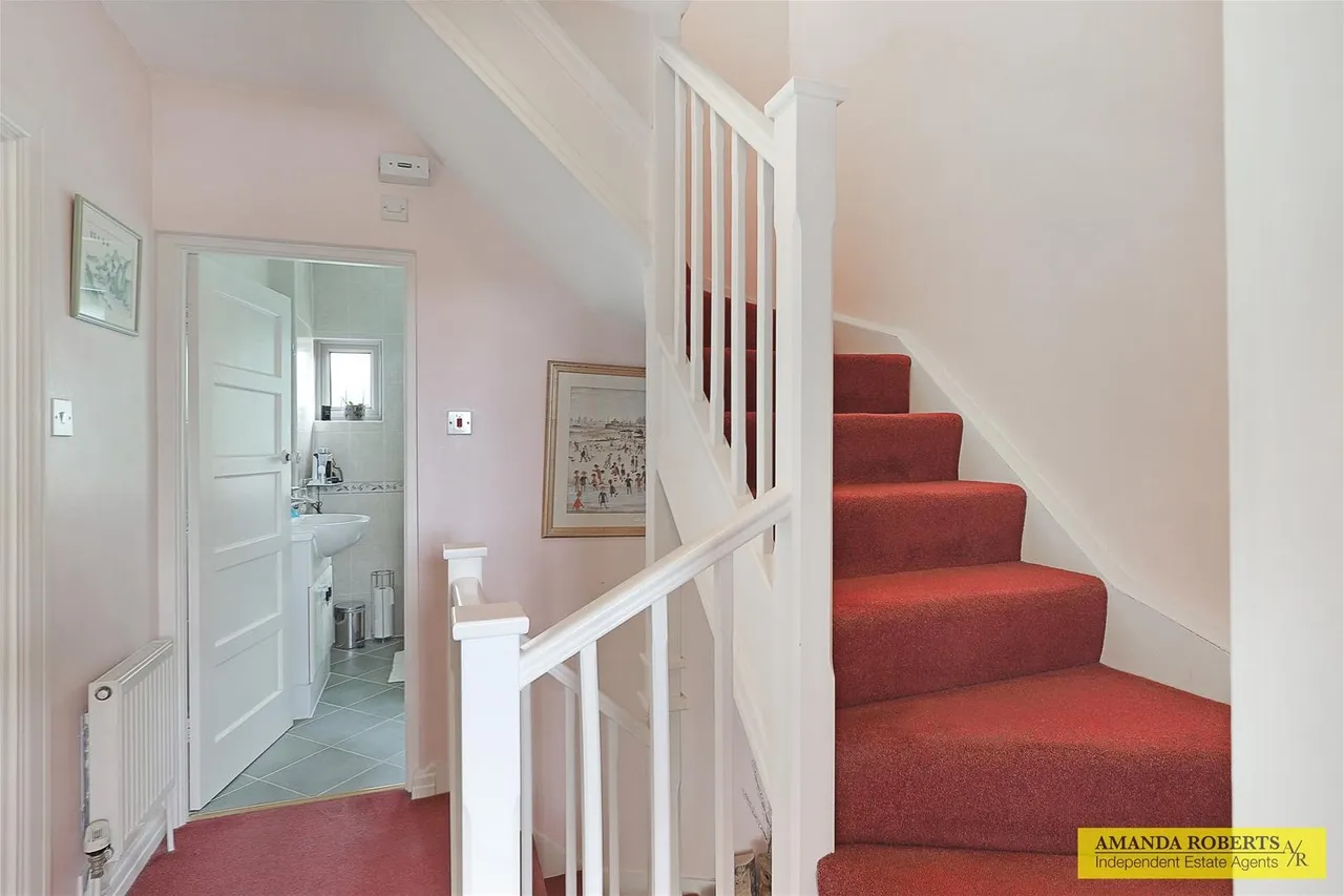 Waltham Way, Chingford, photo 12