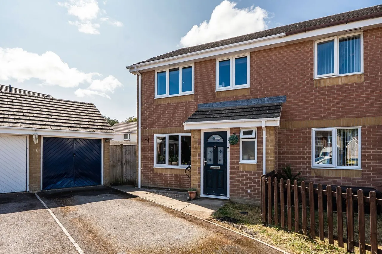 3 bed house for sale, Amulet Way, Shepton Mallet, BA4