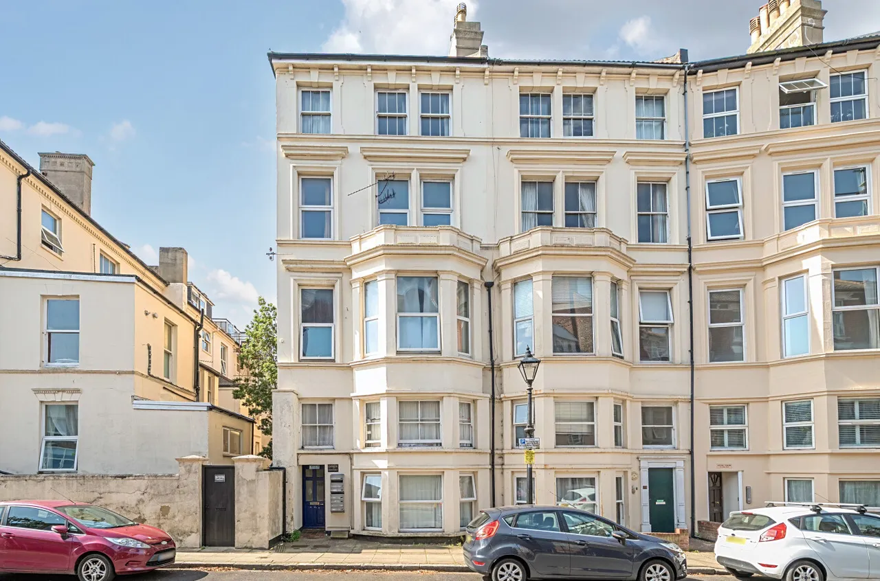 1 bed flat for sale, Kent Road, Southsea, PO5