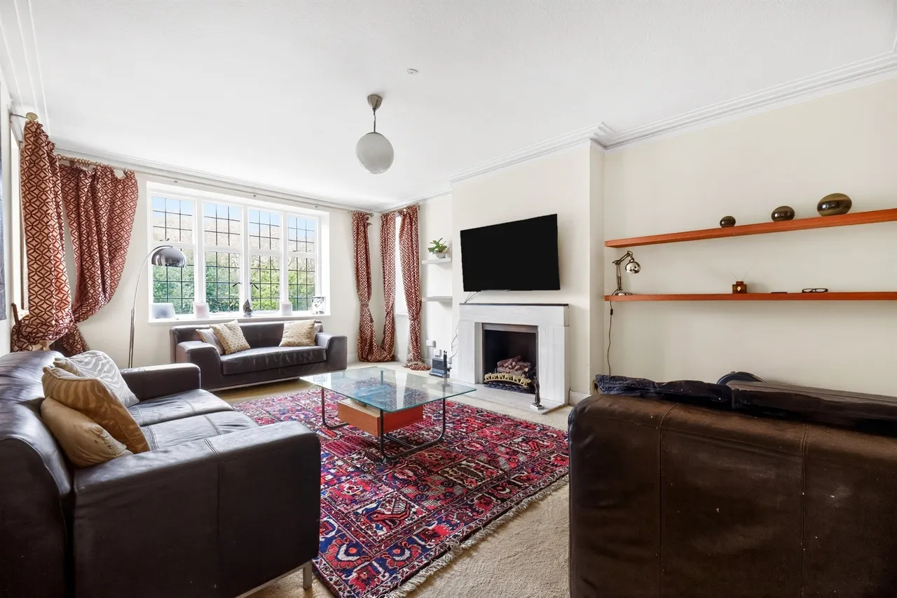 Wildcroft Road, Putney, SW15, photo 2