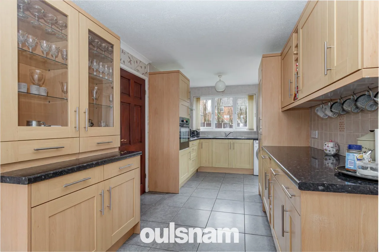 Open Field Close, Northfield, Birmingham, B31 3XH, photo 6