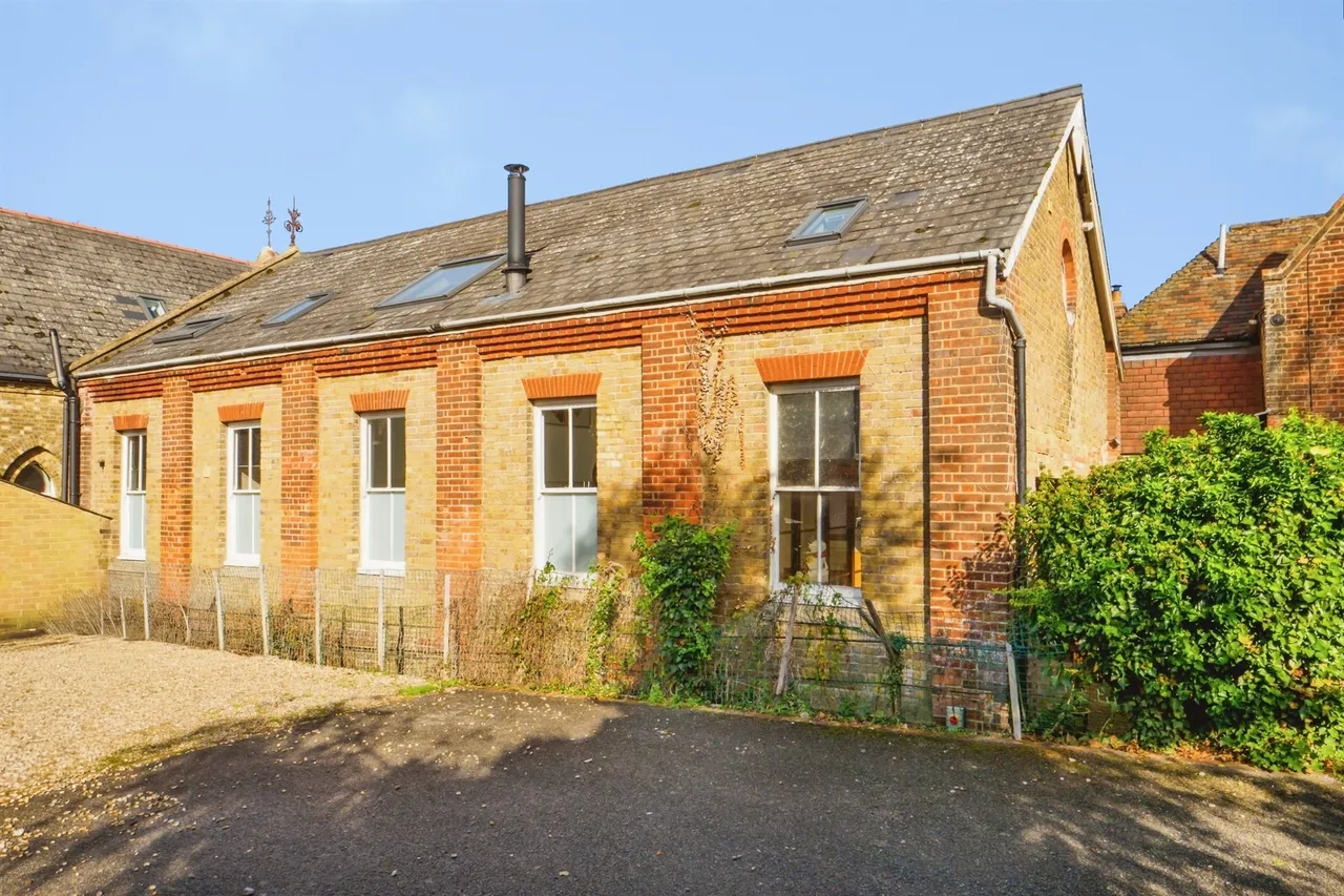 3 bed character property for sale, The Street, Ash, CT3