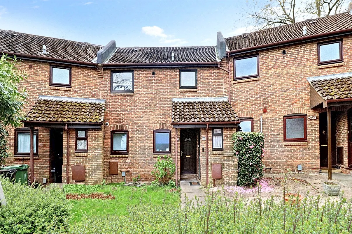 Nottingham Close, Woking, GU21, photo 6