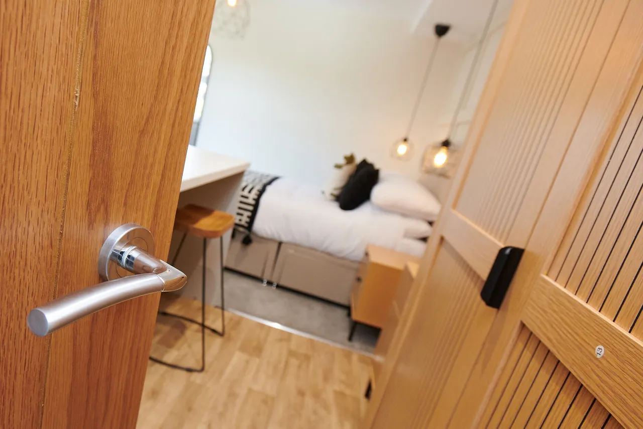 Room 4, Lord Haddon Road DE7 8AX, photo 7