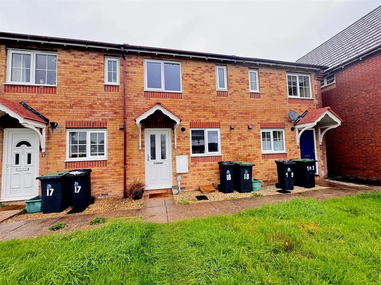 2 bed house to rent, Win Green View, Shaftesbury