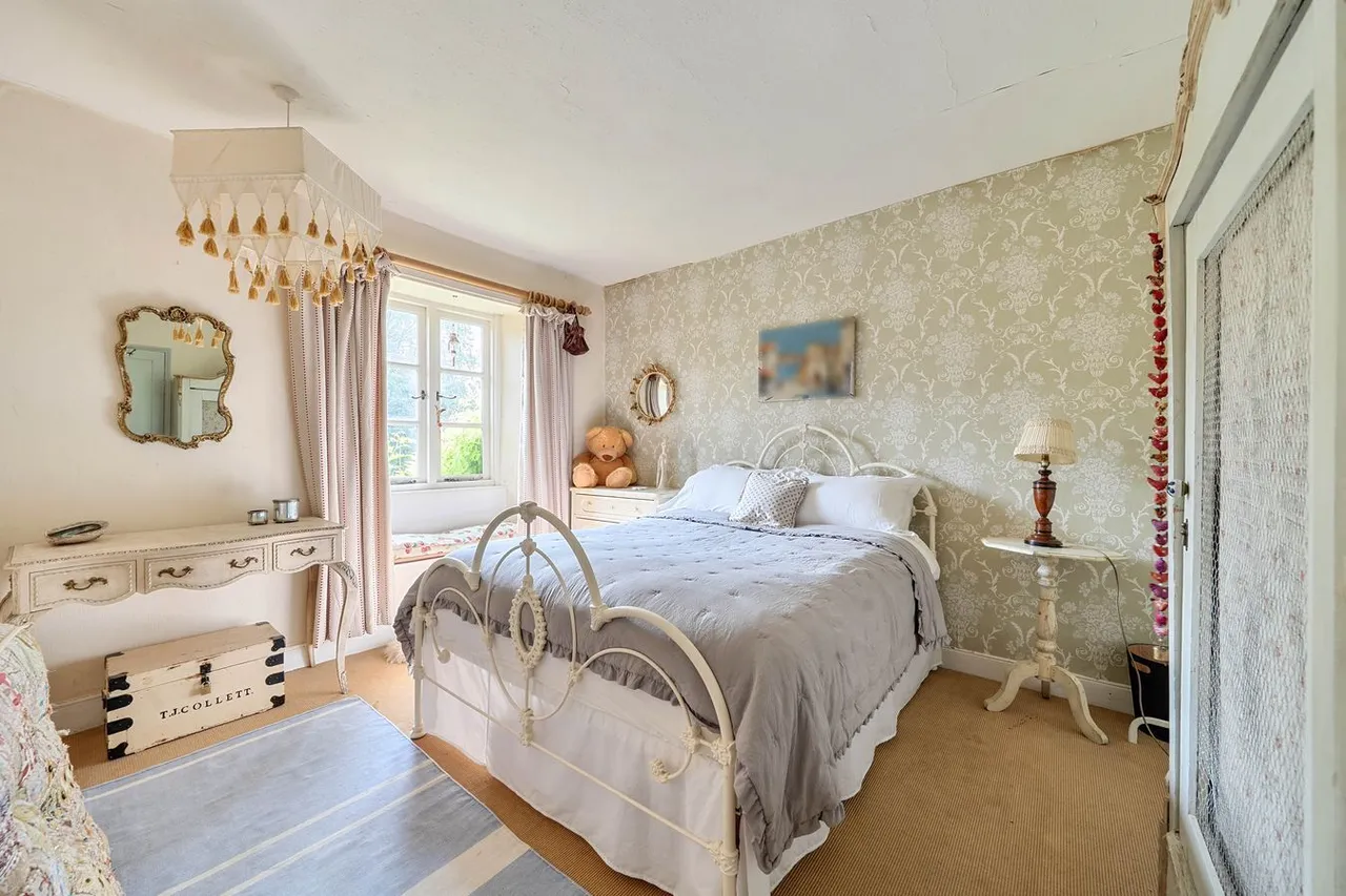 Rubbery Lane, East Lydford, TA11, photo 17
