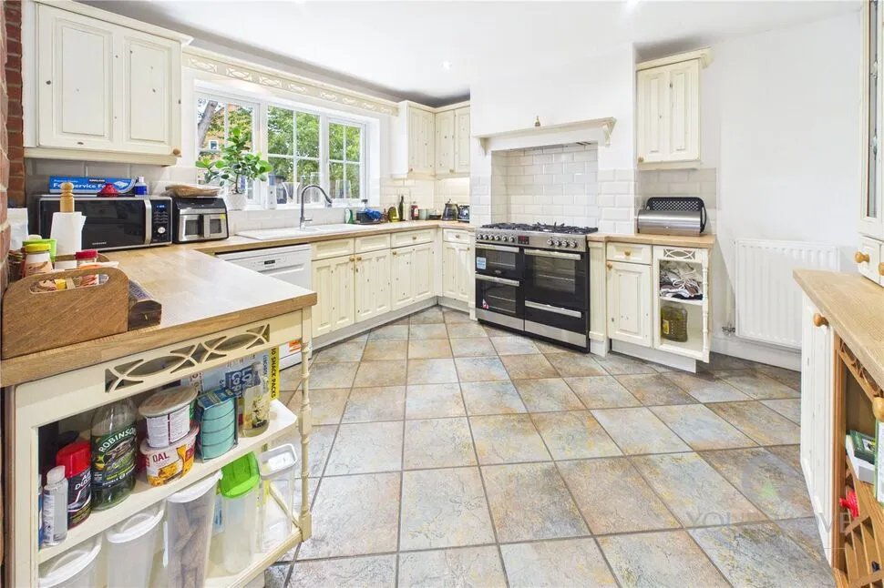 Honeysuckle Way, Abington Vale, Northampton, Northamptonshire, NN3, photo 6
