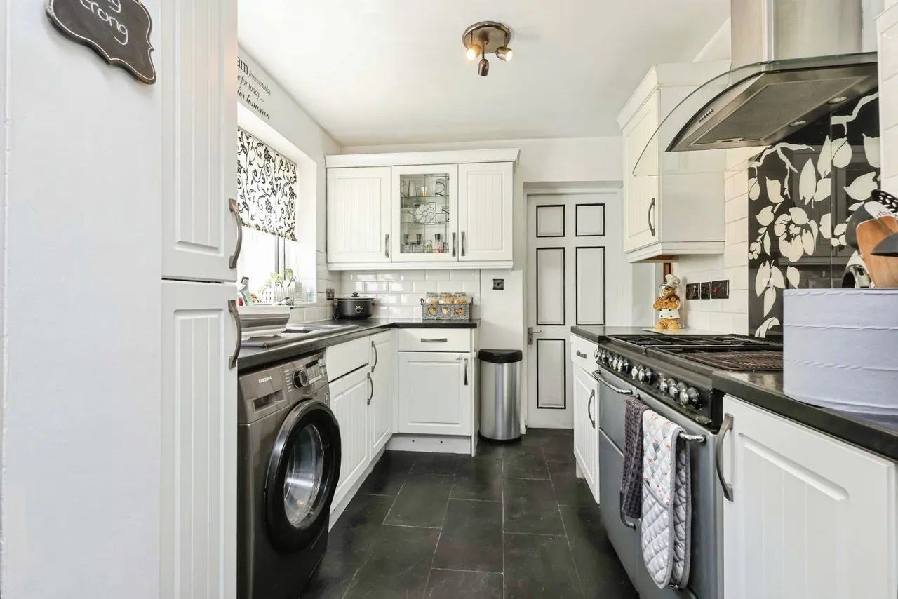 Kings Road, Great Barr, B44, photo 4