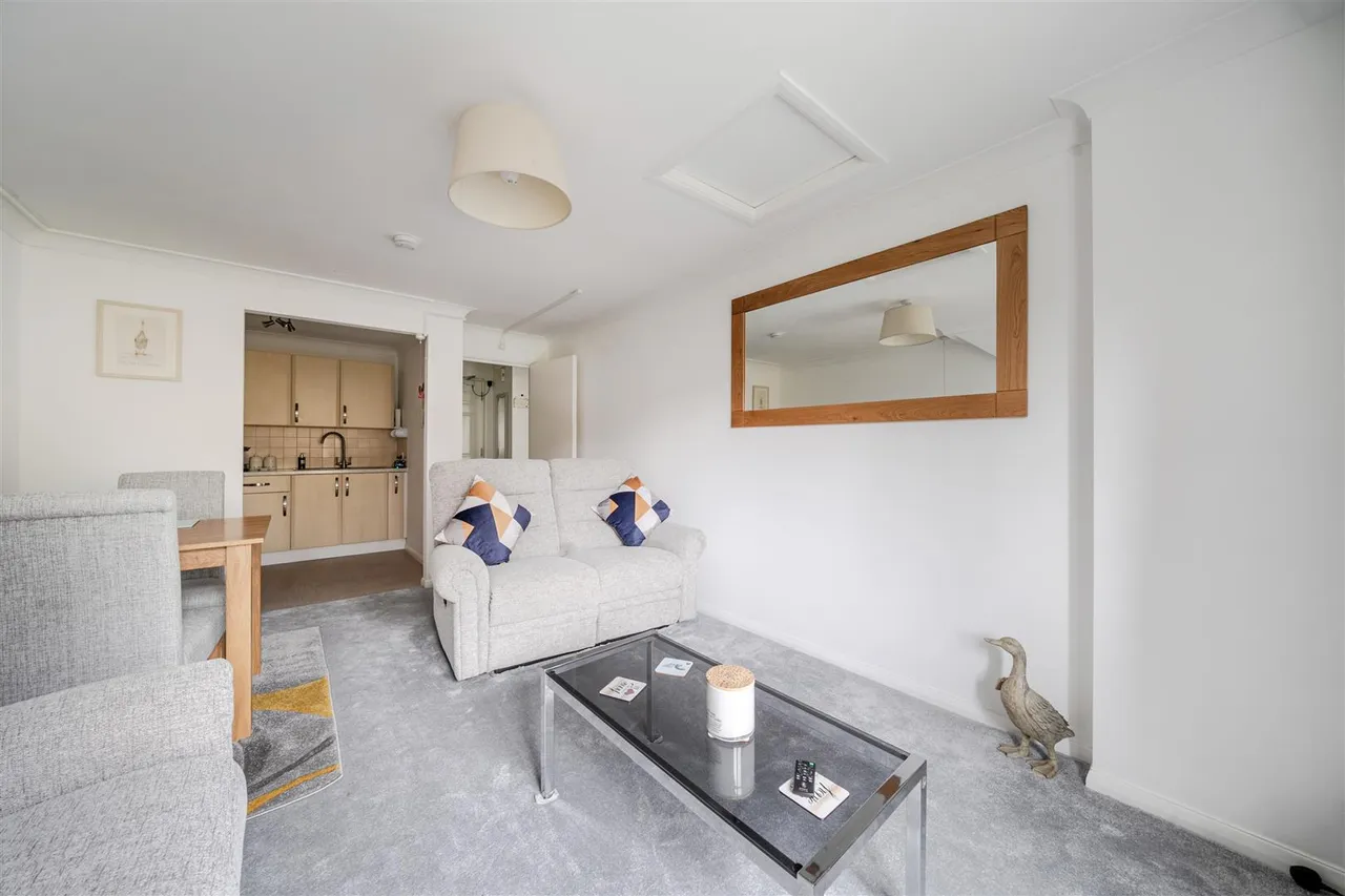 Reading Road, Wokingham, RG41, photo 7