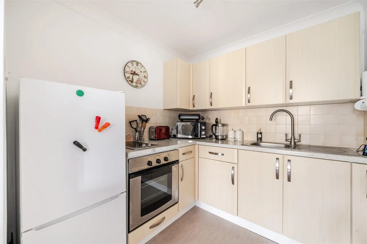 Reading Road, Wokingham, RG41, photo 4