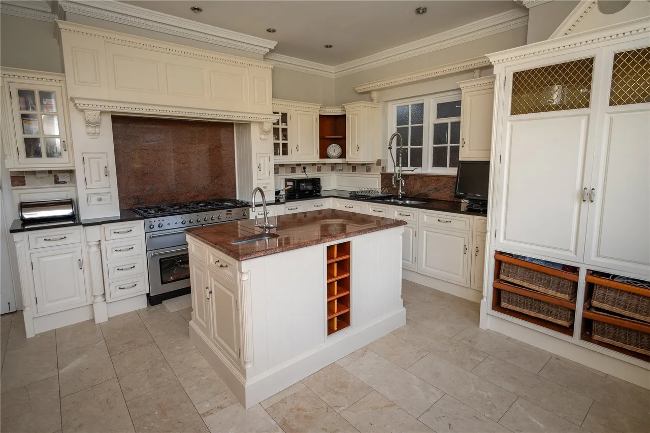 Amesbury Road, Moseley, Birmingham, B13 8LD, photo 14