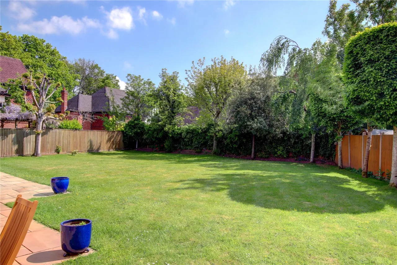 Woodland Drive, Barnt Green, Birmingham, B45 8FX, photo 31