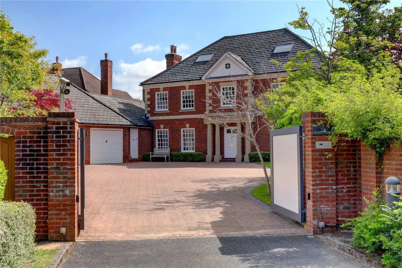 Woodland Drive, Barnt Green, Birmingham, B45 8FX, photo 34