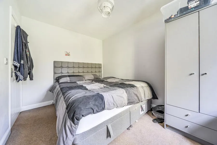 Field View, Brackley, NN13, photo 11