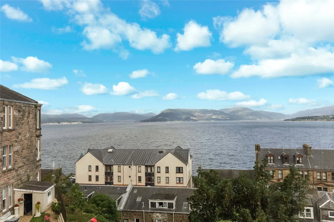 1 Castle Mansions, Gourock, PA19, photo 5