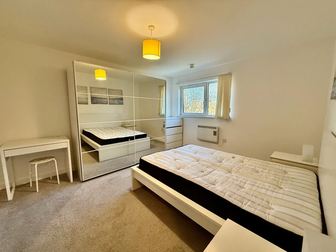 Bishops Corner, Hulme, M15, photo 6