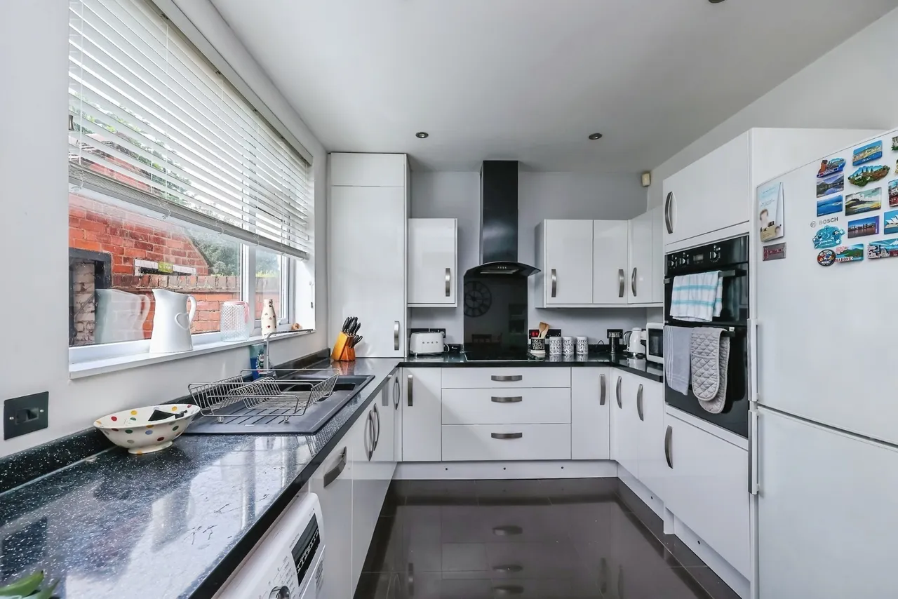Byron Street, Hucknall, NG15, photo 4