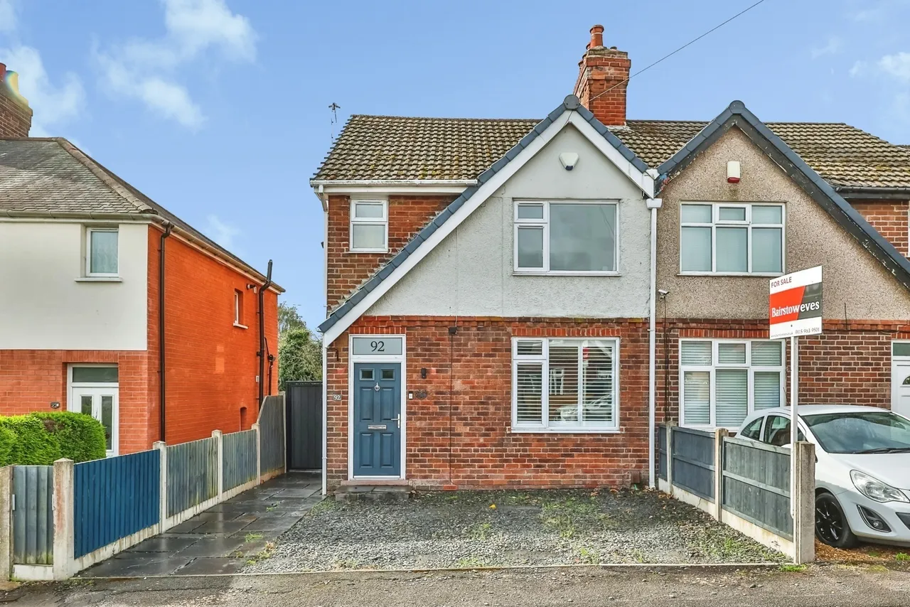 2 bed house for sale, Byron Street, Hucknall, NG15