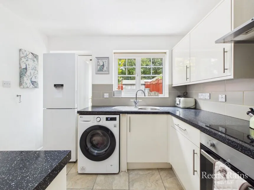 Nidderdale Close, Bridlington, East Yorkshire, YO16, photo 5