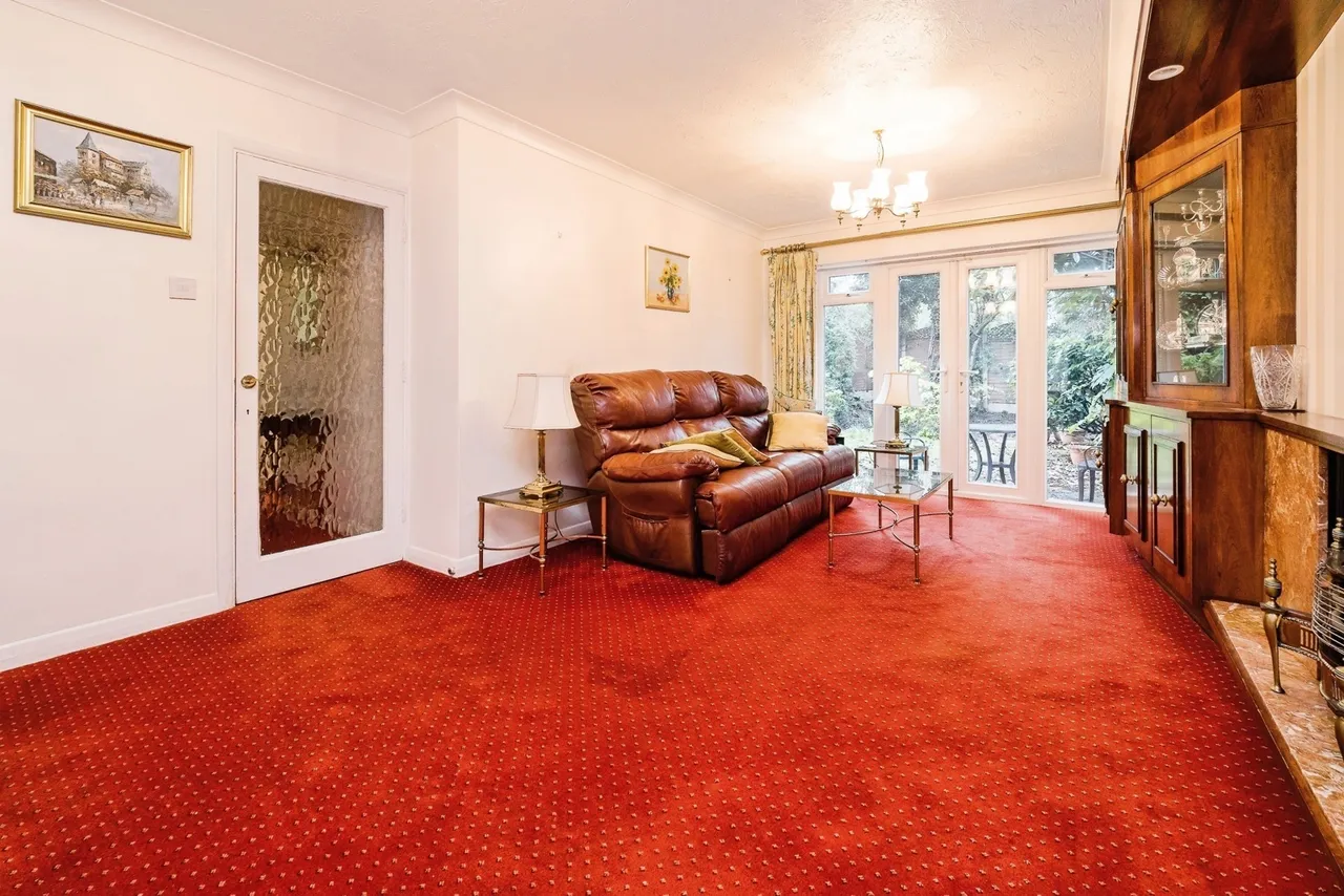 Monkhams Avenue, Woodford Green, IG8, photo 4