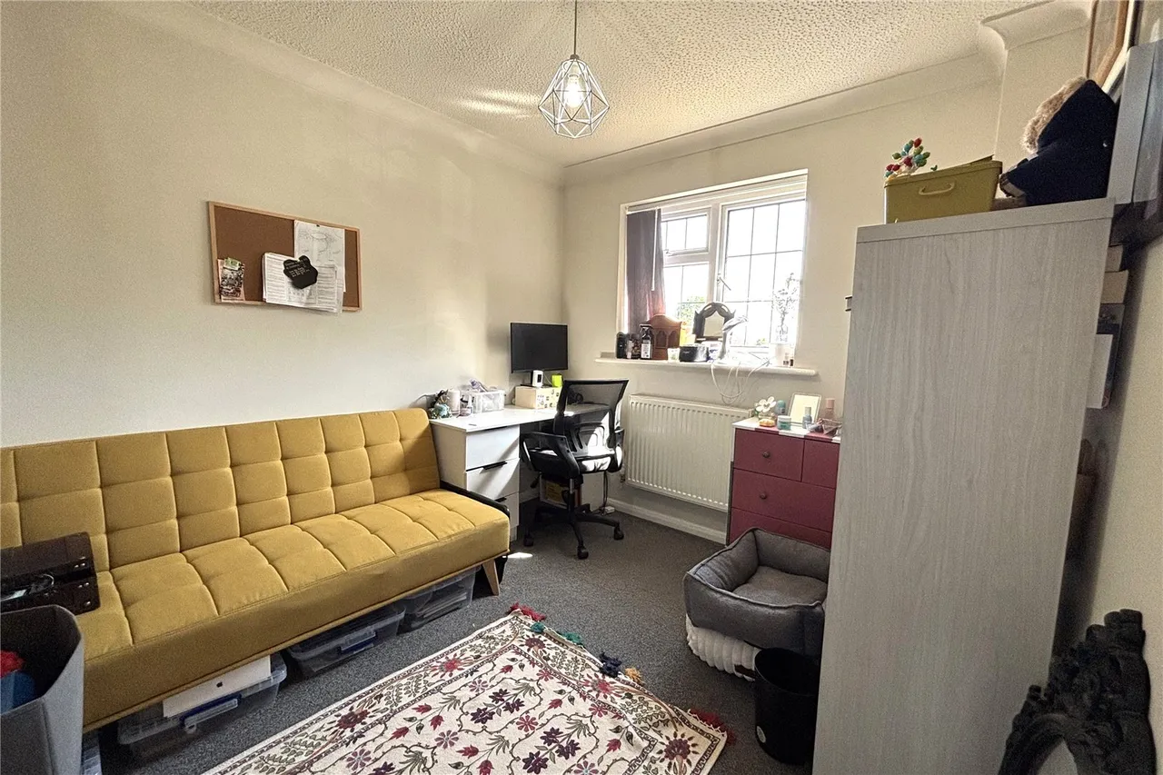 Barnett Lane, Lightwater, Surrey, GU18 5LE, photo 9