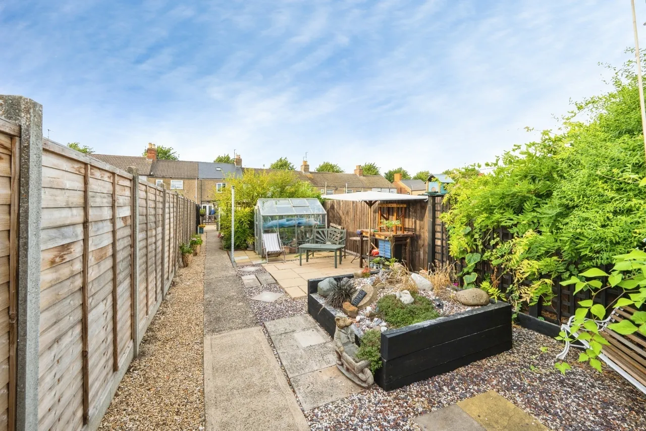 Station Road, Irchester, NN29, photo 15