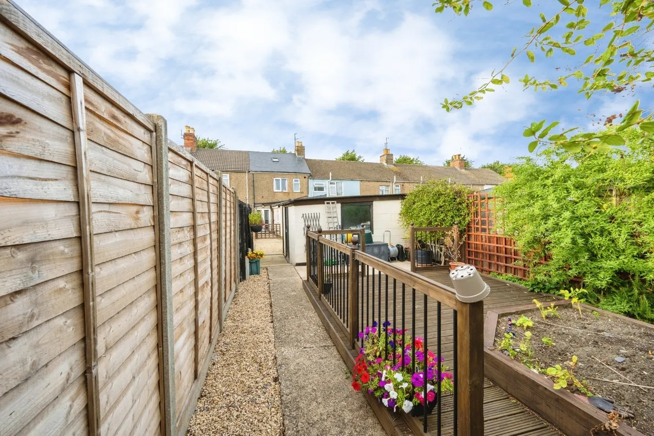 Station Road, Irchester, NN29, photo 17
