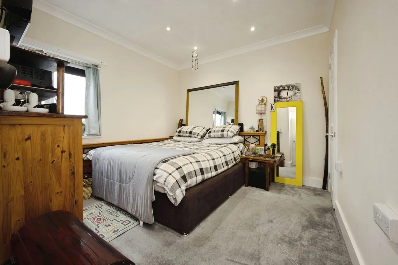 Station Road, Irchester, NN29, photo 10