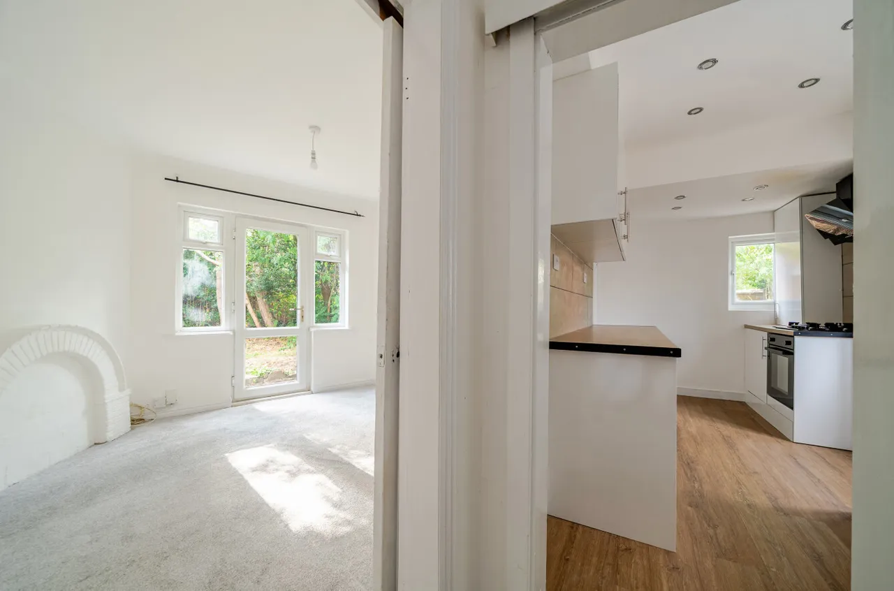 Drummond Avenue, Far Headingley, LS16, photo 15