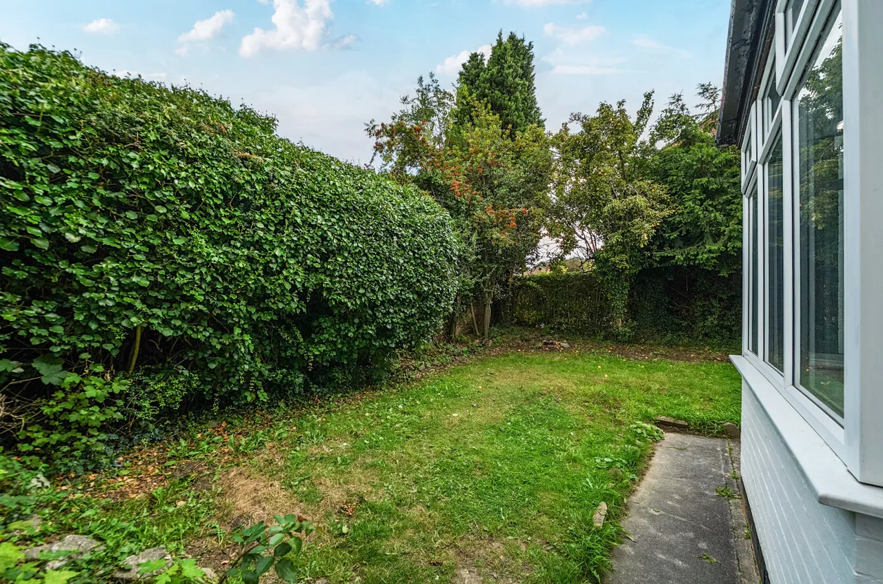 Drummond Avenue, Far Headingley, LS16, photo 33