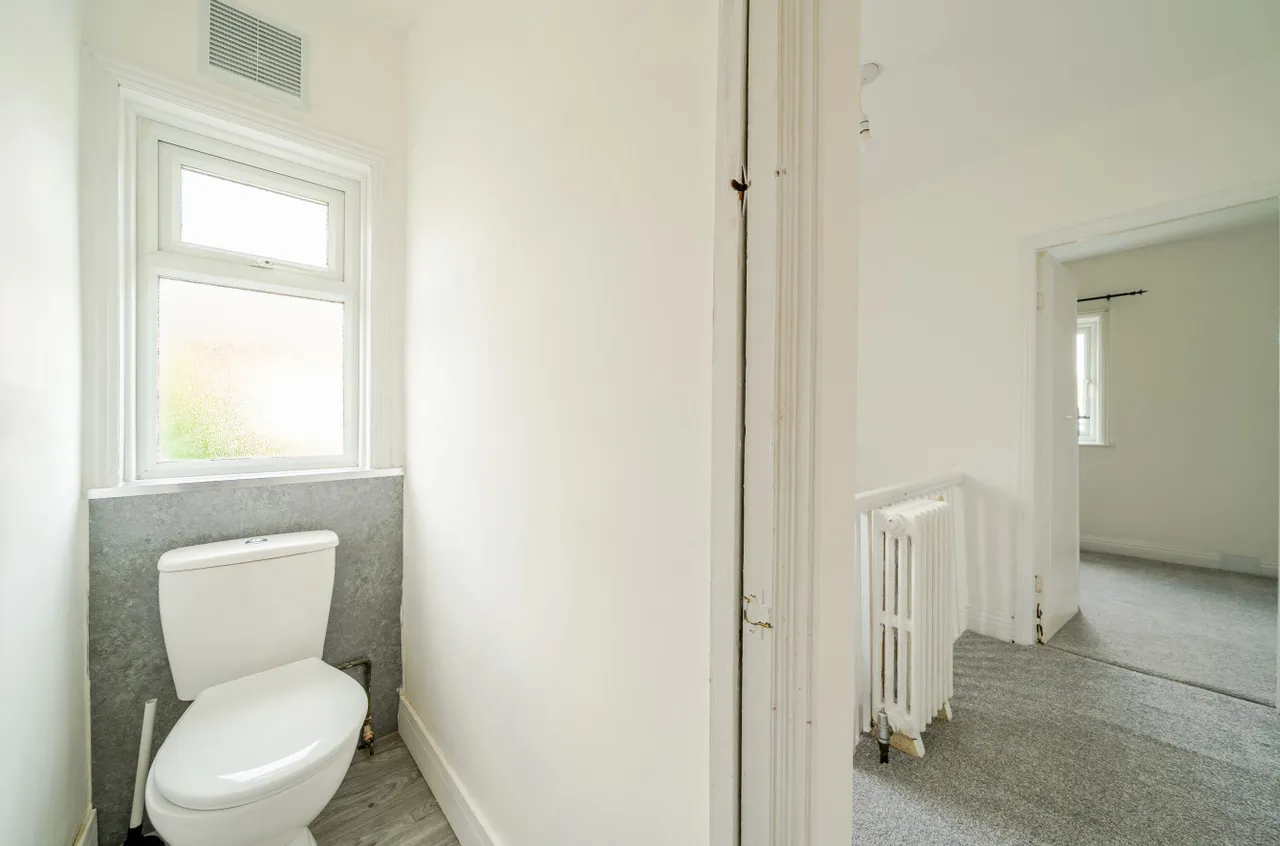 Drummond Avenue, Far Headingley, LS16, photo 29