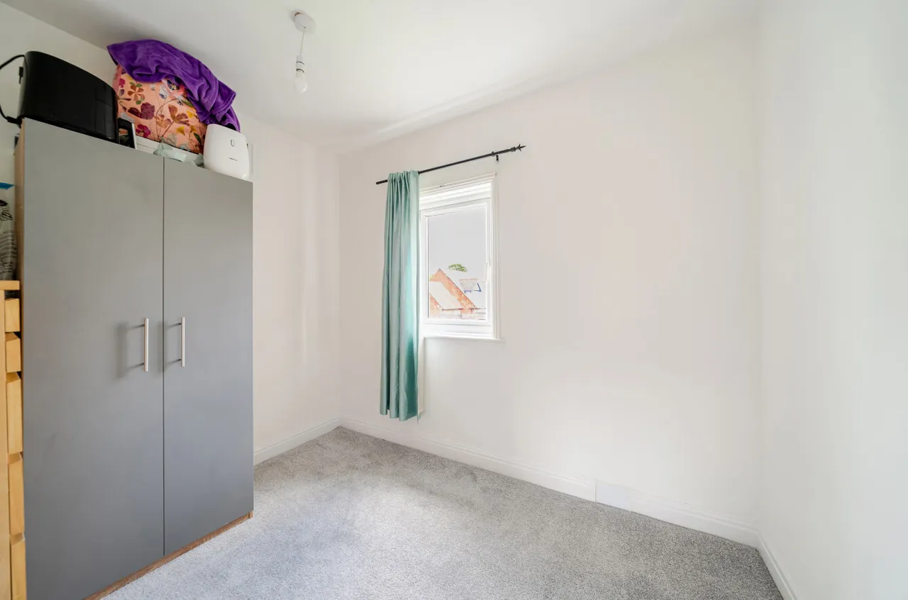 Drummond Avenue, Far Headingley, LS16, photo 25