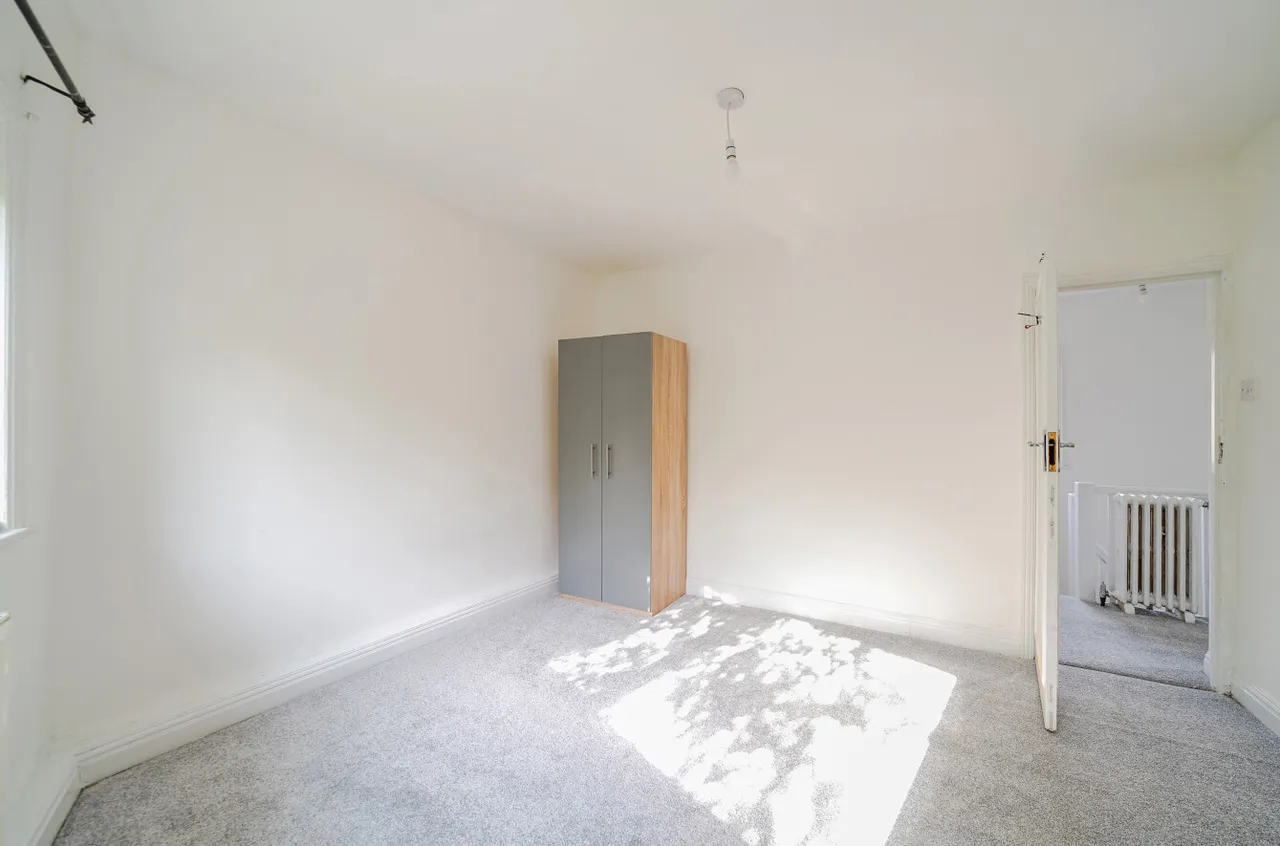 Drummond Avenue, Far Headingley, LS16, photo 26
