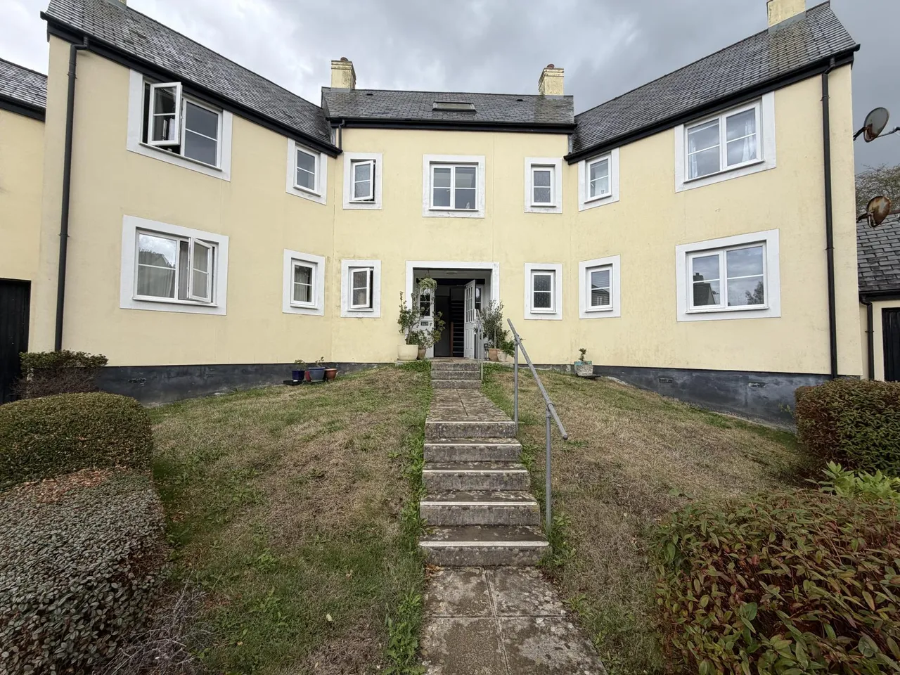 2 bed flat for sale, Beechwood Parc, Truro, TR1