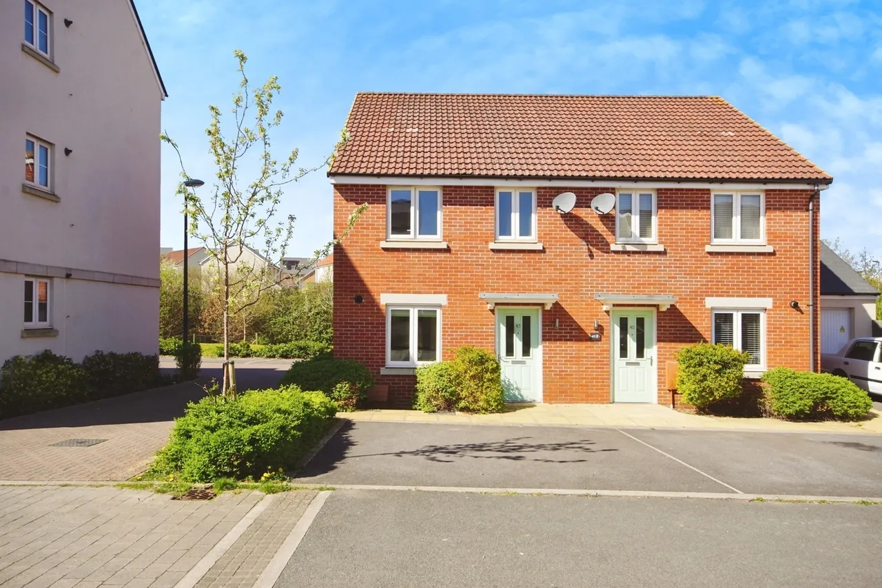 3 bed house for sale — Pear Tree Way, Lyde Green, Bristol, BS16