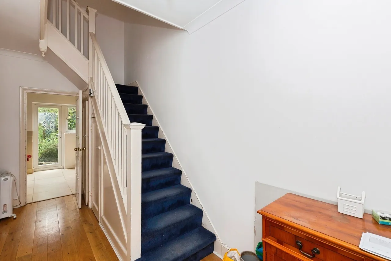 Charter Avenue, Ilford, IG2, photo 2
