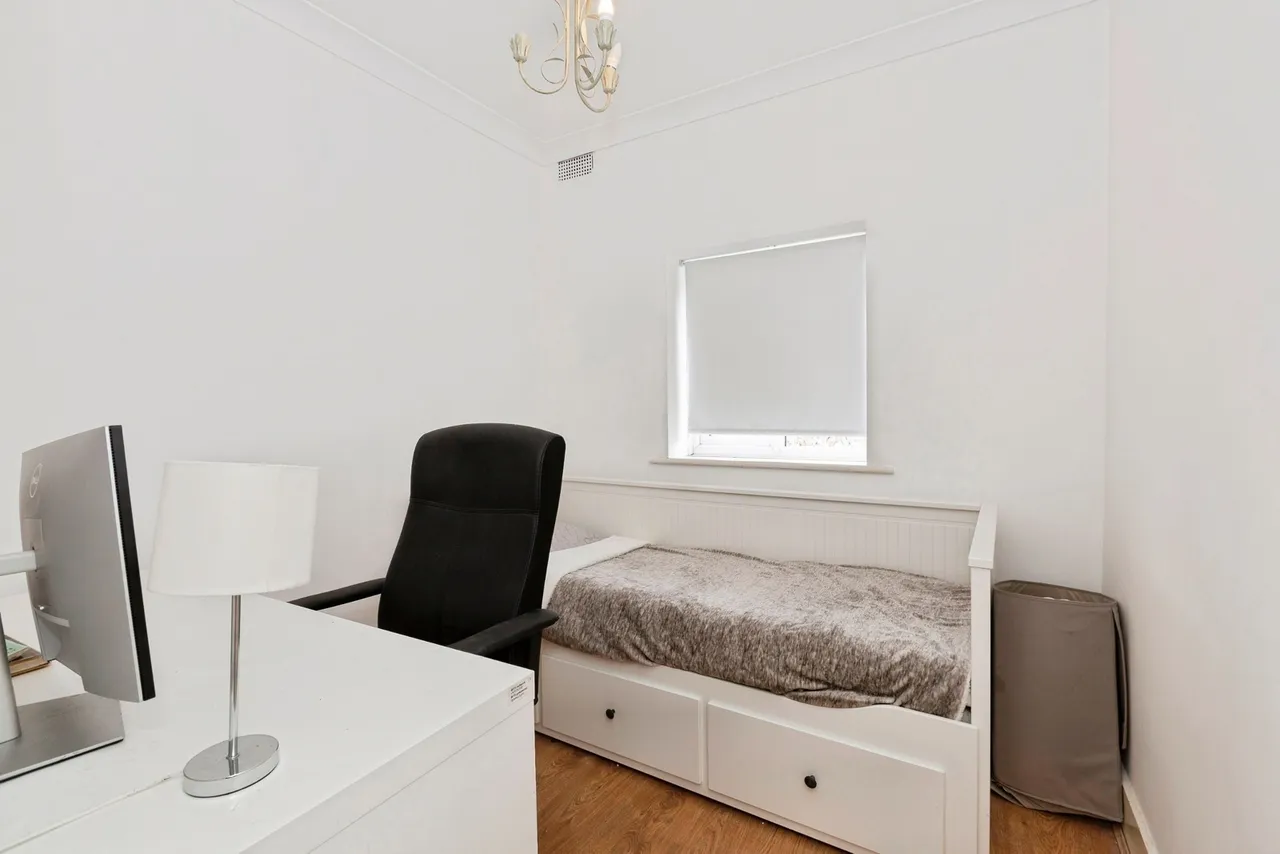 Charter Avenue, Ilford, IG2, photo 13