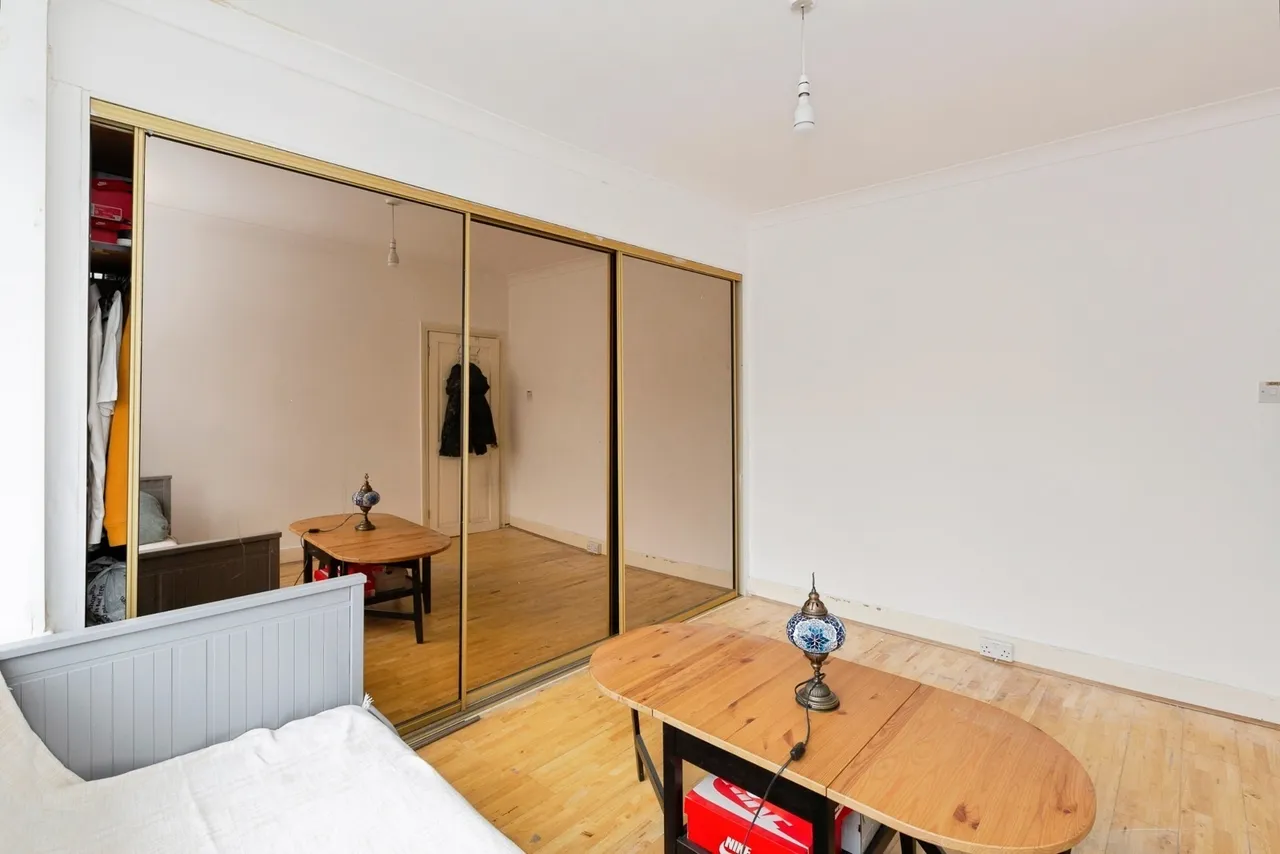 Charter Avenue, Ilford, IG2, photo 12